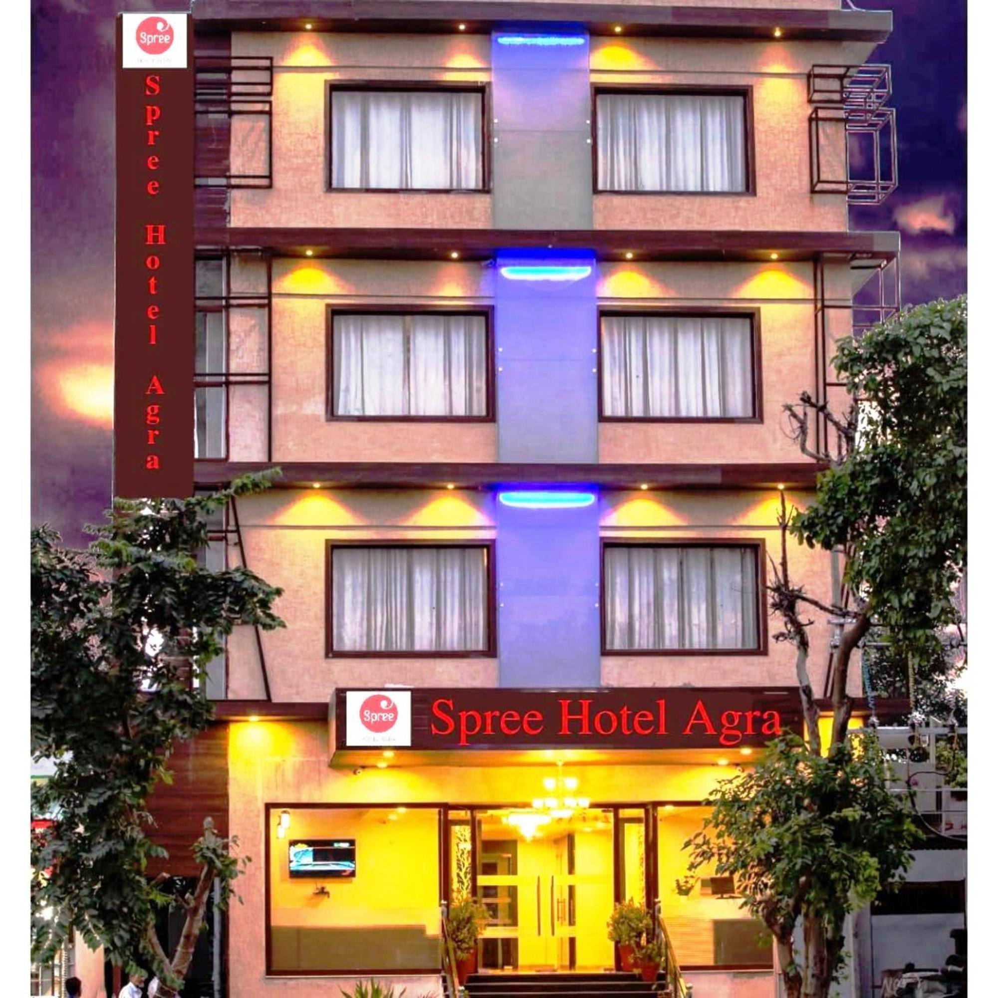 Spree Hotel Agra - Walking Distance To Tajmahal Zewnętrze zdjęcie
