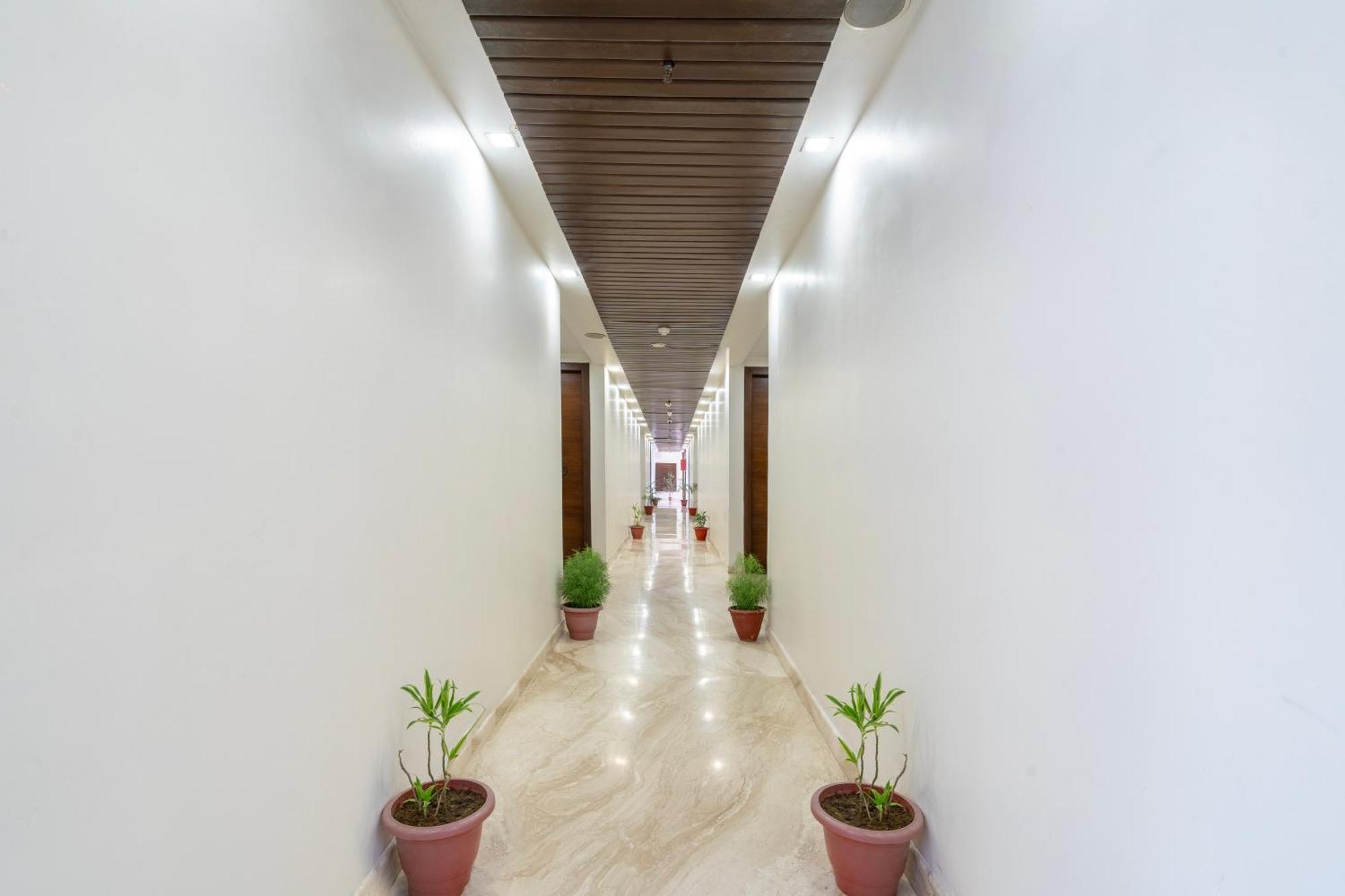 Spree Hotel Agra - Walking Distance To Tajmahal Zewnętrze zdjęcie