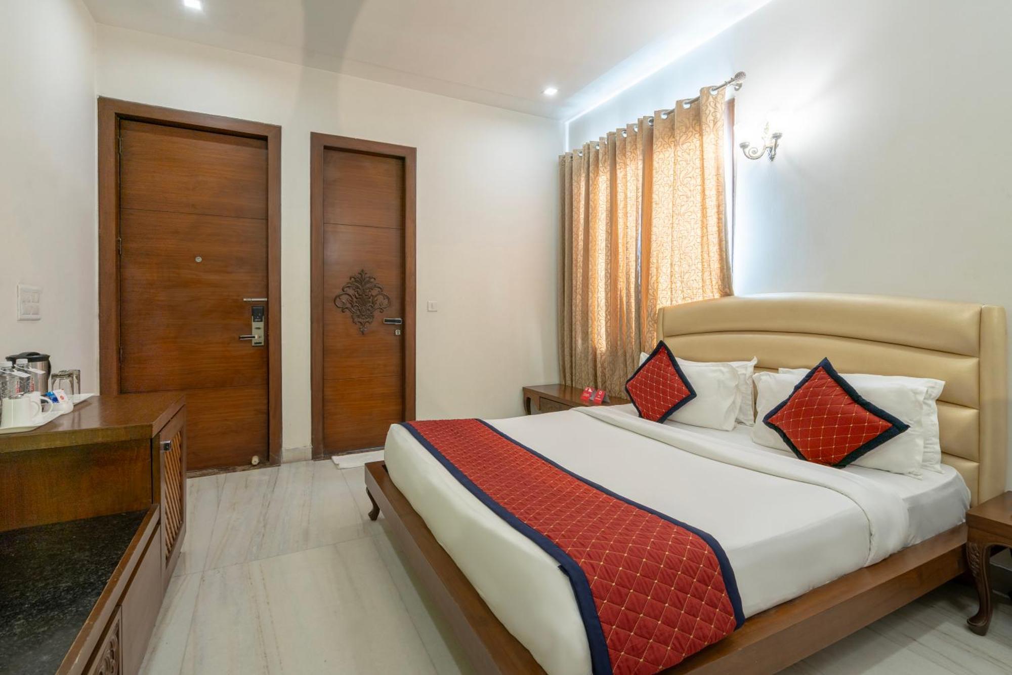 Spree Hotel Agra - Walking Distance To Tajmahal Zewnętrze zdjęcie
