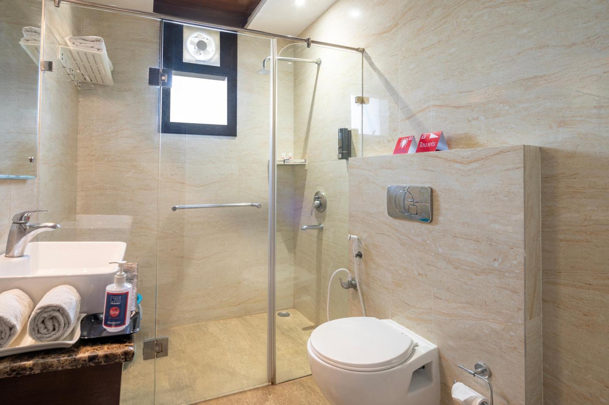 Spree Hotel Agra - Walking Distance To Tajmahal Zewnętrze zdjęcie