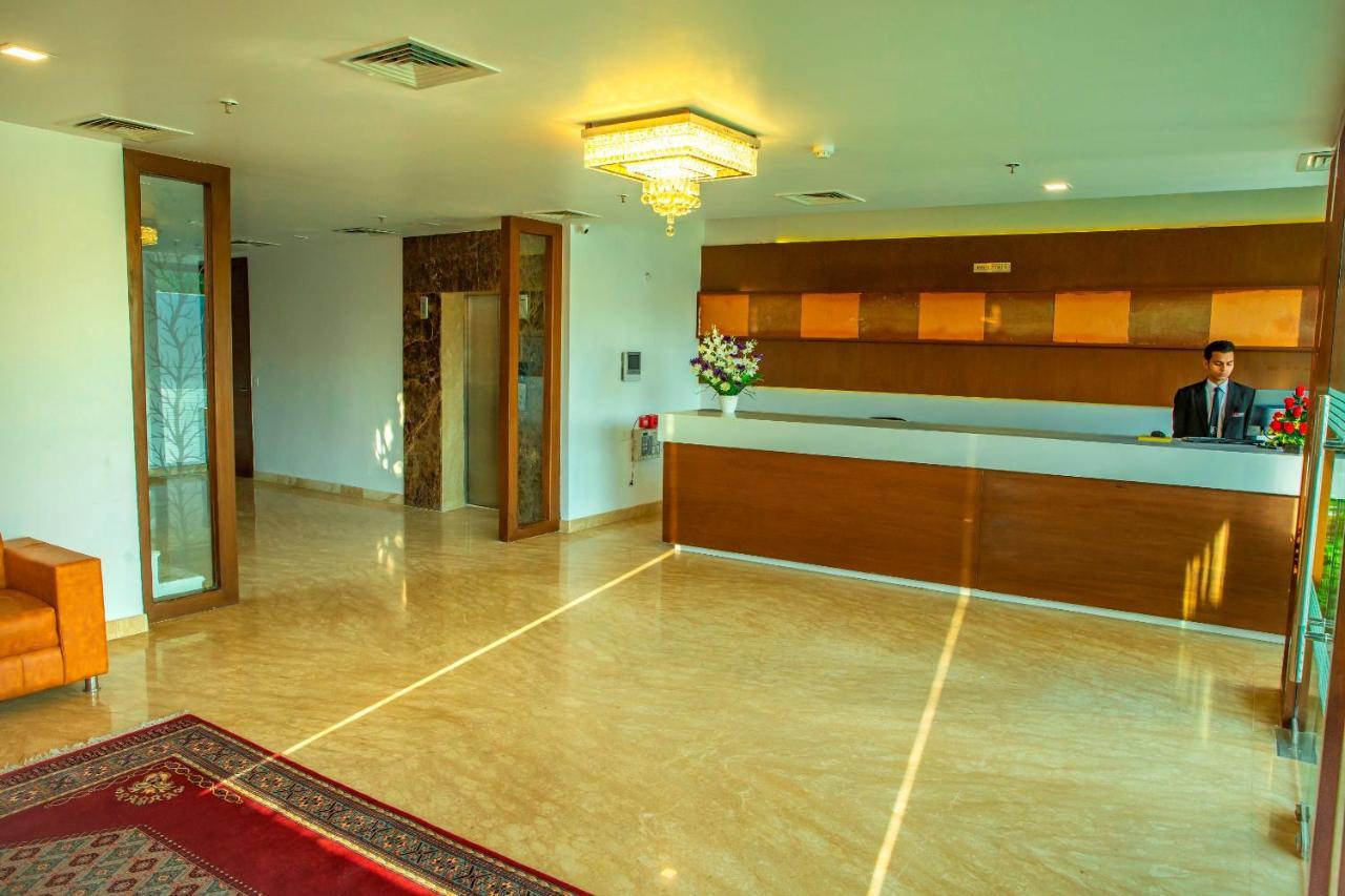 Spree Hotel Agra - Walking Distance To Tajmahal Zewnętrze zdjęcie